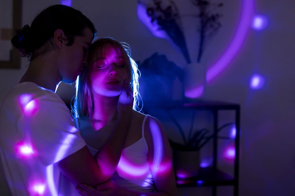 Pseudo-Intimate Relationships: Together, but Not Completely Together